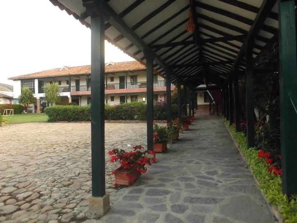 Hotel Andres Venero Villa de Leyva Buitenkant foto
